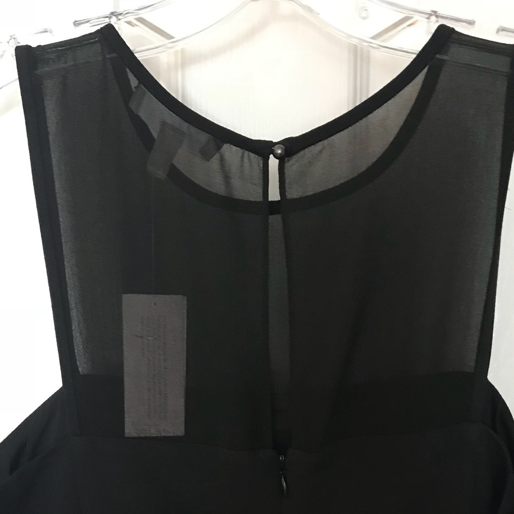 Dress - Picture 4 of 9
